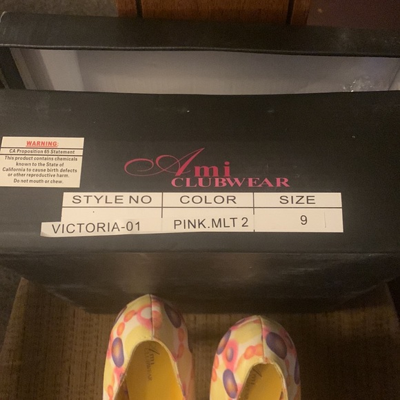 Size 9 brand new open toe heels - Picture 7 of 7